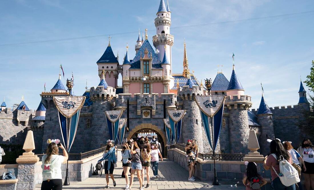 La feria de trabajo en Disneyland se realizará el próximo 14 de junio en California. Foto: AP