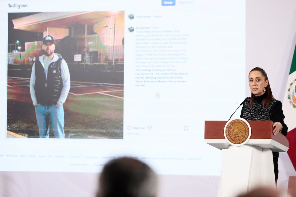 Sheinbaum descarta operativo de EU en México y respalda versión sobre entrega voluntaria de Ryan Wedding. EFE/ José Méndez
