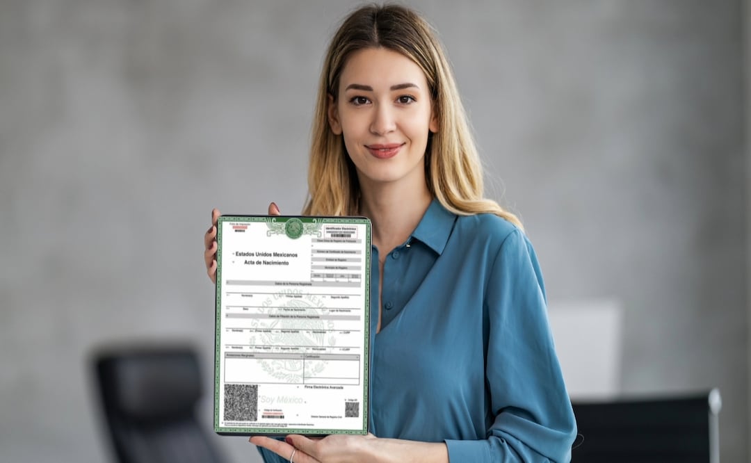 Nueva acta de nacimiento 2025: ¿Cómo tramitar el documento certificado en línea? Precio. Foto: iStock / Ivanko_Brnjakovic / Gobierno de México