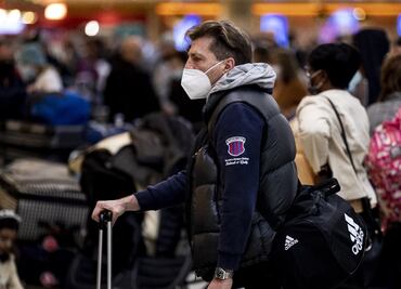 EU extiende 2 semanas más el uso obligatorio de cubrebocas en el transporte