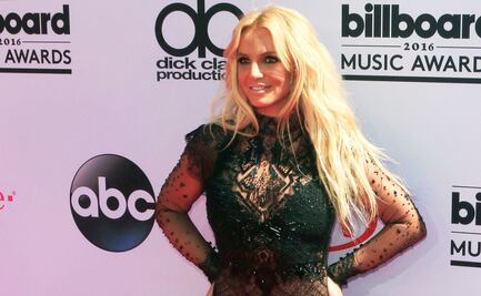 Britney Spears se luce con atuendo transparente en redes
