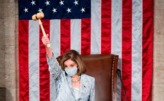 Nancy Pelosi, reelegida presidenta de la Cámara de Representantes