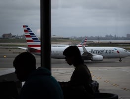 Persisten restricciones de vuelo en 40 aeropuertos de EU pese a fin del cierre de gobierno
