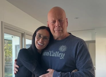 Demi Moore rompe el silencio y defiende a la esposa de Bruce Willis ante críticas por llevarlo a casa de reposo por demencia