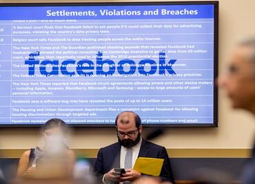 Multan a Facebook con 5,000 mdd por violaciones a la privacidad