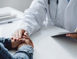 Séptimo caso de cura probable del VIH: Alemán logra remisión tras trasplante de médula ósea