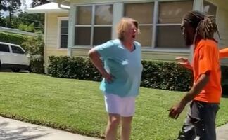 Video. Mujer insulta a jardineros en Florida por ser afroamericanos