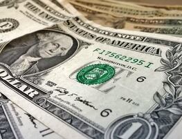 ¿Quiénes reciben el cheque de estímulo económico de EU y cuánto reciben?