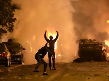 Toque de queda en París tras violentos disturbios por muerte de joven a manos de la policía
