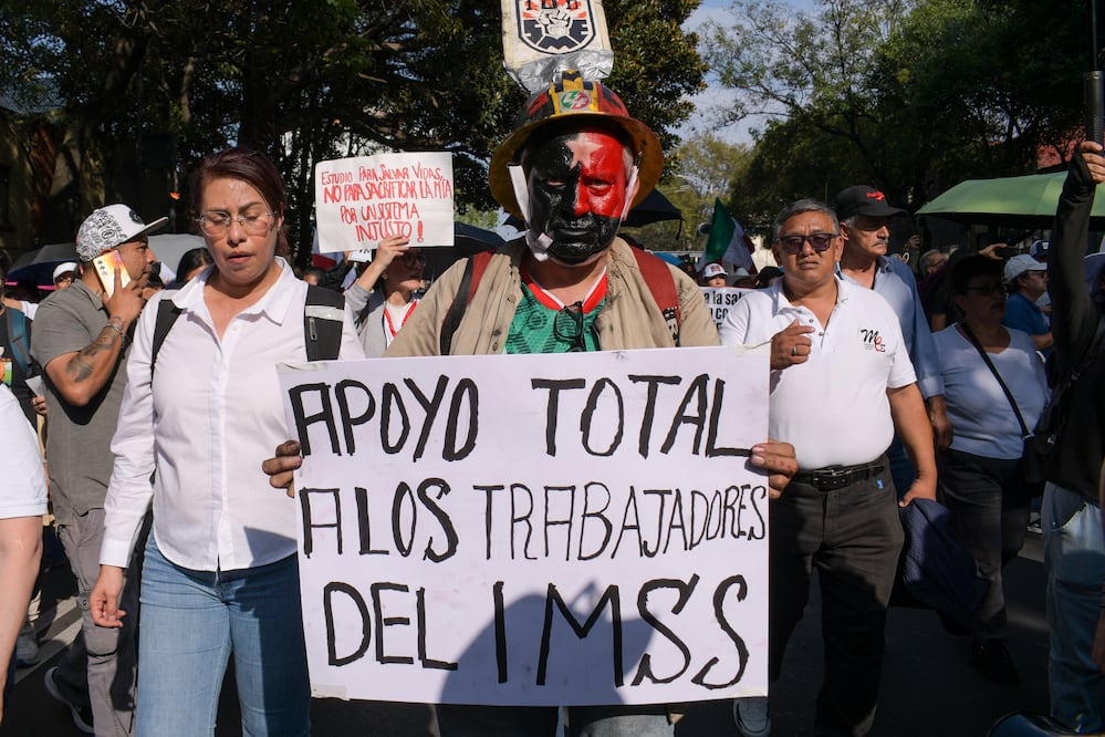 Trabajadores del IMSS podrían retomar protestas en 15 días si no logran acuerdo salarial. Foto: Santiago Cadena/ El universal