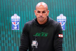 ¿Por qué los Jets despidieron al entrenador Robert Saleh?