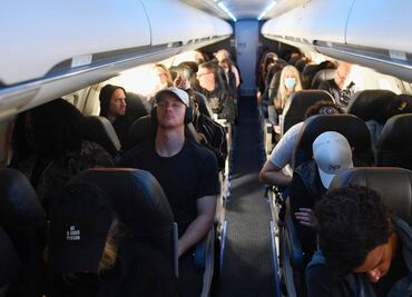 Las aerolíneas que permiten que sus pasajeros vuelen sin cubrebocas