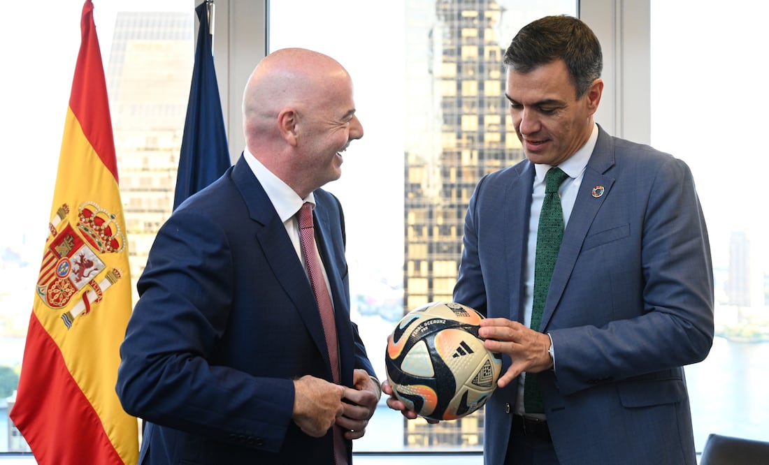 Histórico Mundial 2030: Una Copa del Mundo que Unirá Tres Continentes y Seis Países. EFE /Pool Moncloa/Borja Puig de la Bellacasa