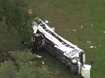 Accidente mortal en Florida: Ocho muertos y 40 heridos tras vuelco de autobús de trabajadores agrícolas
