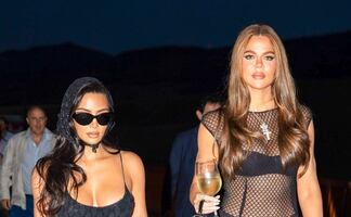 Khloé Kardashian presume su lencería negra con vestido transparente de impacto
