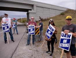 Sindicato UAW alcanza acuerdo tentativo con General Motors en inédita huelga