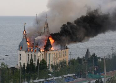 Rusia ataca con misil el 'castillo de Harry Potter' en Odesa; hay cinco muertos Y 30 heridos. FOTOS
