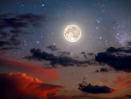 Luna de Esturión y seis planetas alineados: agosto 2025 será un mes mágico en el cielo