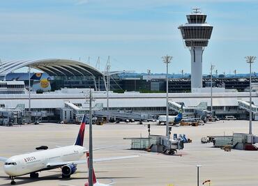 Actividades y ‘secretos’ de los controladores de tráfico aéreo