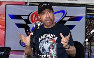 ¿Qué hace y dónde vive actualmente Chuck Norris?