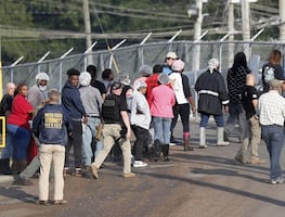 Hangar del aeropuerto JFK será usado como refugio para inmigrantes en crisis humanitaria