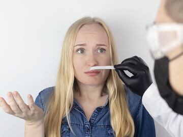 Descubren por qué algunos pacientes no recuperan el olfato tras el covid