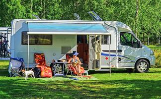 Compañía pagará $50 mil por visitar 5 parques nacionales de EU