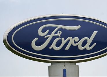Ford llama a revisión a 350 mil autos por riesgo de incendio