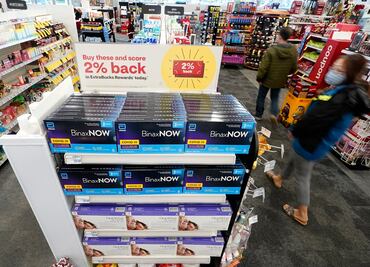 Millones de pruebas caseras de Covid-19 llegan a tiendas de Estados Unidos