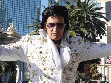 ¿Las bodas oficiadas por “Elvis” en Las Vegas son legales?
