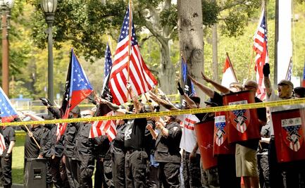 Propaganda de grupos supremacistas alcanza niveles históricos en Estados Unidos