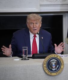 Trump justifica militarización en Los Ángeles ante protestas: "Si escupen, nosotros golpearemos"  