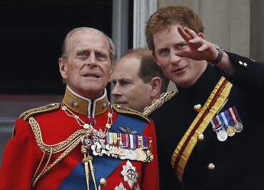 Príncipe Harry llega a R.Unido para funeral de su abuelo