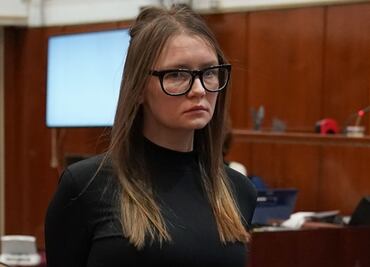 La falsa heredera rusa que engañó a NY estará en prisión al menos por 4 años