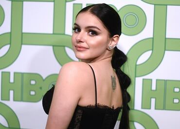 Ariel Winter delinea su figura en vestido de encaje negro