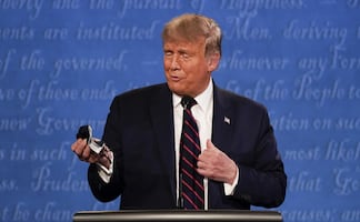 Trump critica a Biden por llevar cubrebocas todo el tiempo