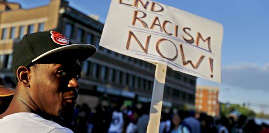 'Esclavo en venta', el caso de racismo que indigna en secundaria de Illinois