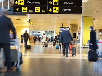 Roban 15 millones de dólares en oro en aeropuerto de Toronto