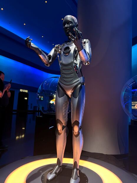 Robot con Inteligencia Artificial en The Sphere en Las Vegas. Foto: Pamela Benítez/Vive USA