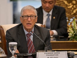 Bill Gates predice que el mundo está al borde de una “gran guerra” y de otra pandemia