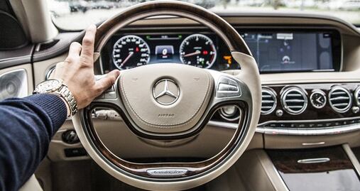 Formas en que los millennials ricos redefinen el término de 'lujo'