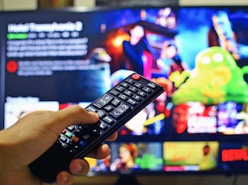 Empresa paga mil 300 dólares por ver 13 películas de terror