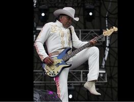 Grupo Bronco ofrecerá concierto sinfónico en Festival del norte de México