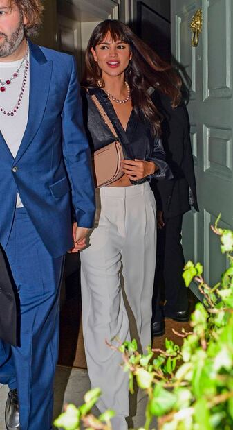 ¿No hubo ruptura? Eiza González derrocha belleza con Jason Momoa en club