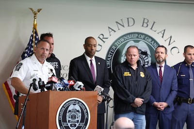 Actualización del tiroteo en iglesia mormona de Michigan: hay 2 muertos y 8 heridos; policía abate al agresor