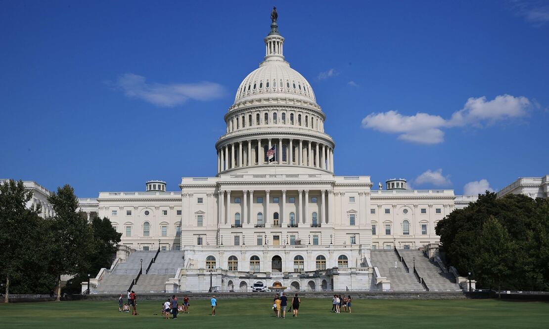 Los jóvenes detenidos cerca del Capitolio portaban varias armas. AP