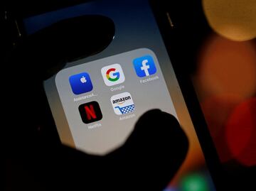 Demandan a gobierno de Trump por exigir datos de redes sociales para visa