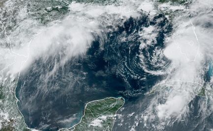 Florida se prepara para Elsa mientras sigue buscando víctimas de derrumbe