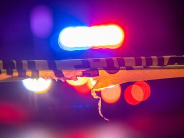 Reportan varios muertos tras estrellarse avión pequeño en zona residencial de Filadelfia, EU. VIDEO