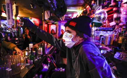 Estados de EU relajan medidas ante vacunación por Covid